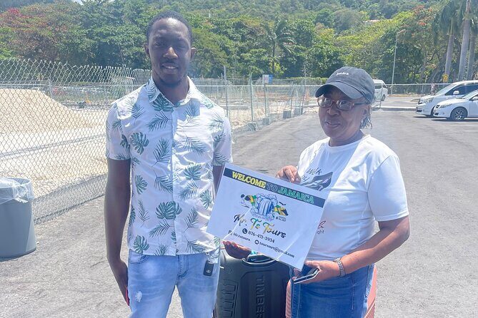 Airport Transfer Roundtrip Service from Montego Bay to Ocho Rios - The Sum Up