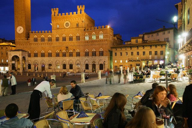 Airport Transfer To/From Florence and Sightseeing Stop - Experience Highlights