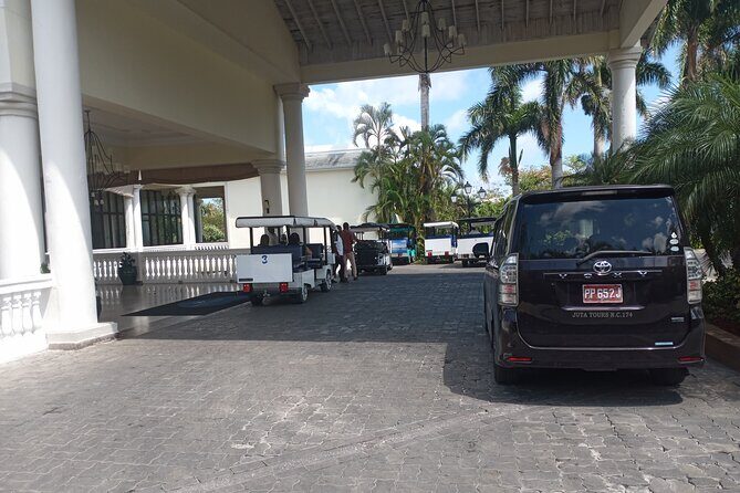 Airport Transfer to Negril - The Vehicle and Experience