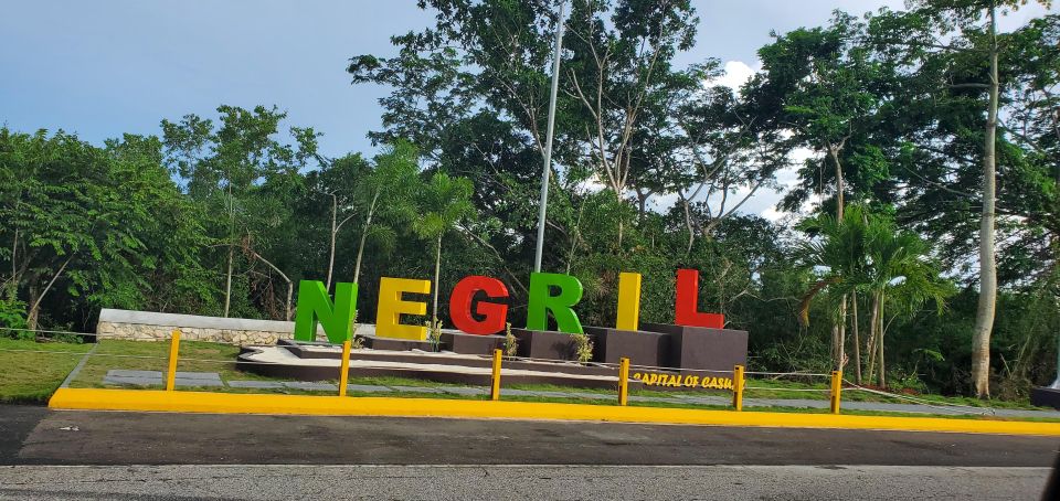 Airport Transfer to Negril Hotels - Highlights and Local Insights