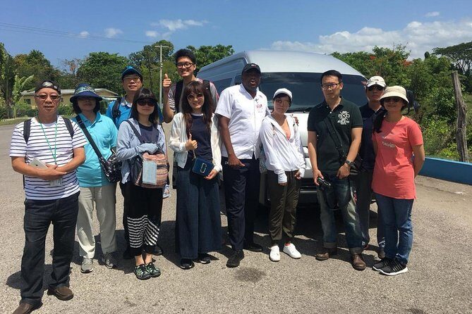 Airport Transfer To Riu Hotel Ocho Rios - The Experience in Detail