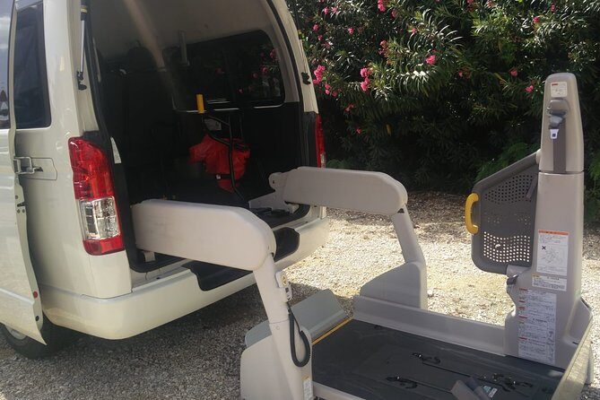 Airport Transfer to West Bay Accommodations (GCM)-Round Trip - Key Points