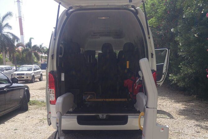 Airport Transfer to West Bay Accommodations (GCM)-Round Trip - The Return Journey