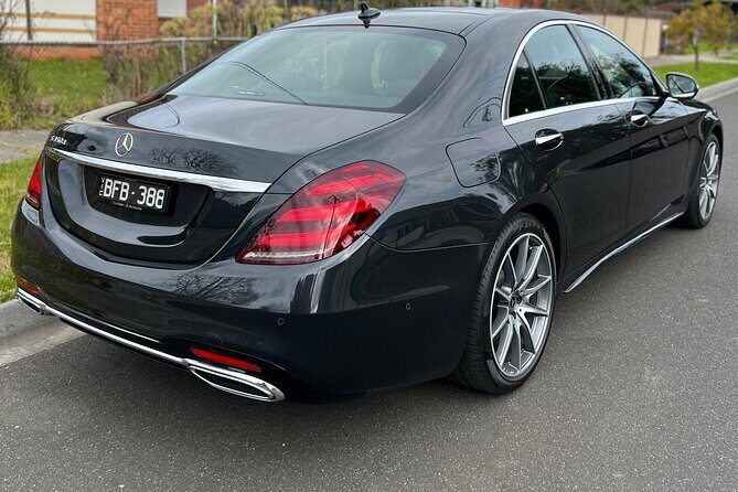 Airport Transfers - The Vehicles: Comfort and Style