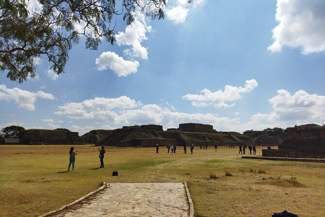 Airport Trasfers and Included Excursions Package - Analyzing the Cost and Value