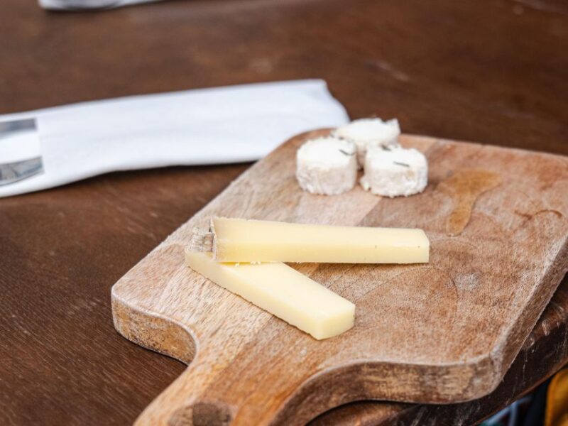Aix En Provence Food & City Tour Half Day Tour - Accessibility and Restrictions