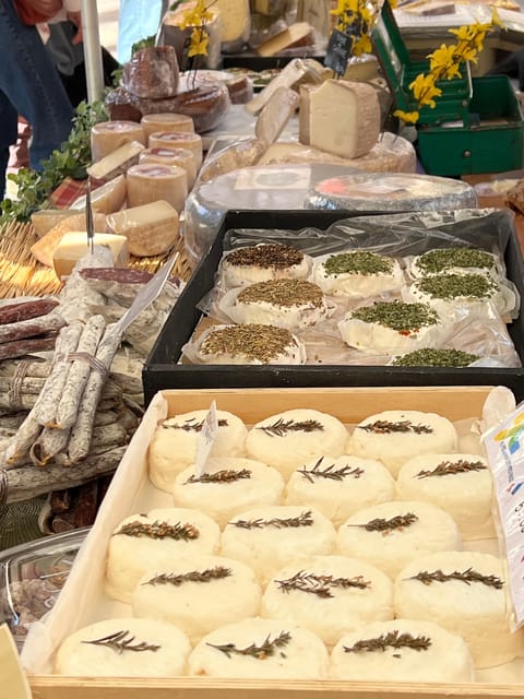 Aix-En-Provence: Gourmet and Cultural Walking Tour - Experience Highlights