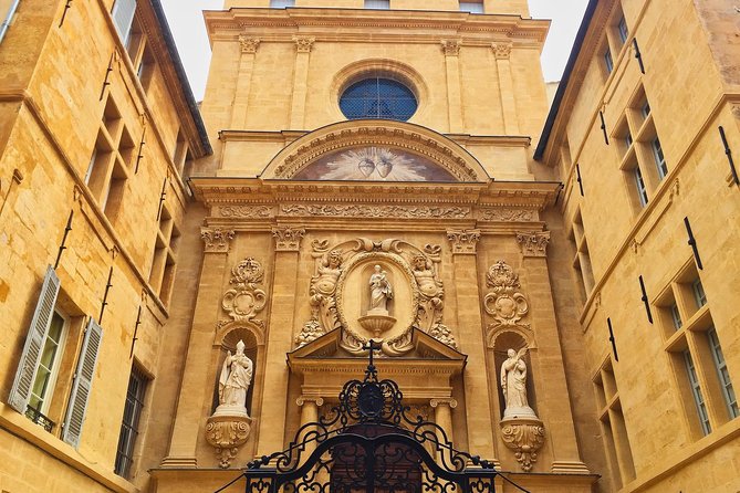 Aix-en-Provence: Private Walking Tour - Taking in the Local Culinary Delights