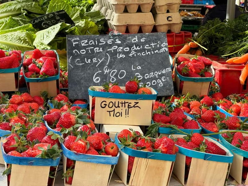 Aix Morning Famous Living Market & Foodie Tour with a Local - Key Points