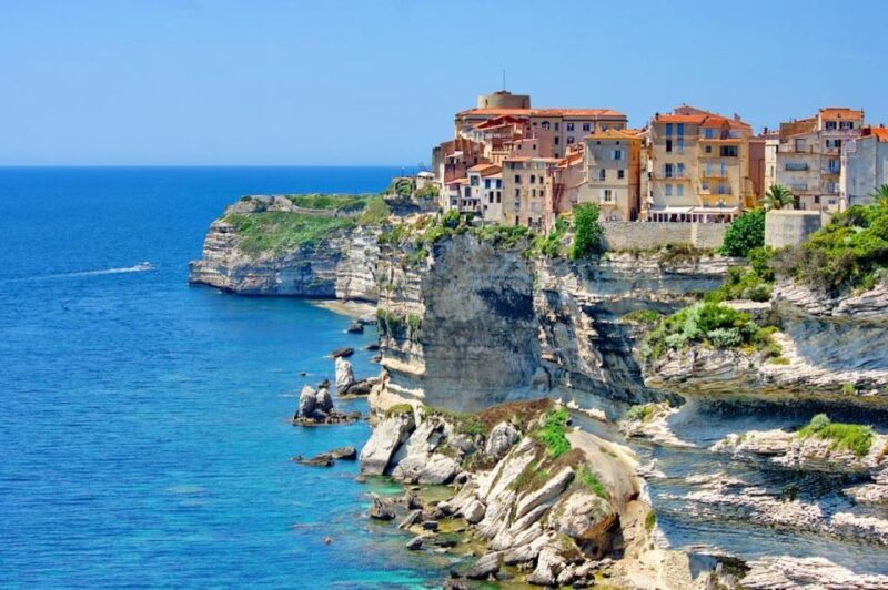 Ajaccio/Porticcio: Lavezzi Islands/Bonifacio Caves Boat Tour - Key Points