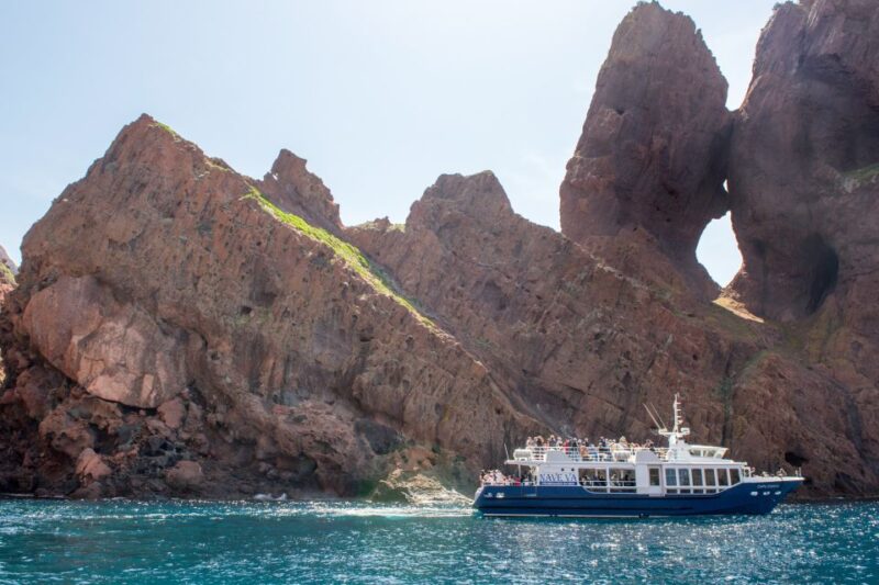 Ajaccio/Porticcio: Scandola Nature Reserve Guided Boat Tour - Tour Experience