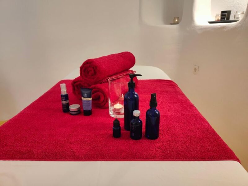Akrotiri: Aromatherapy Couples Massage - Who Will Love This Experience?