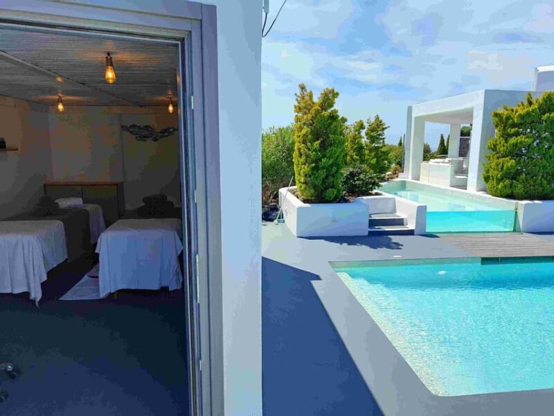 Akrotiri: Couples Massage Dinner & Pool Access - Key Points