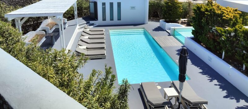 Akrotiri: Couples Massage Dinner & Pool Access - Logistics and Practicalities