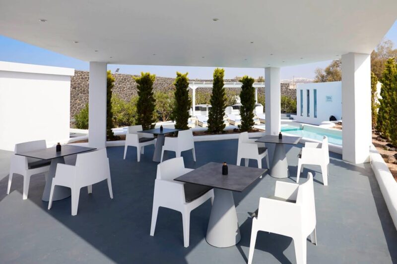 Akrotiri: Couples Massage Dinner & Pool Access - Final Thoughts