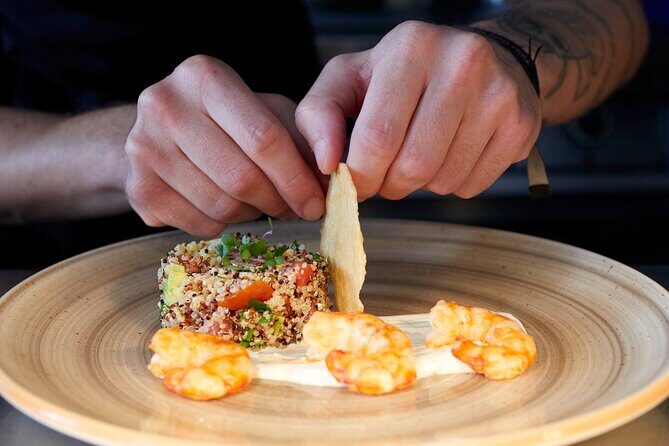 Akrotiri: Couples Massage with Dinner, Pool Access, wine, fruits - Introduction