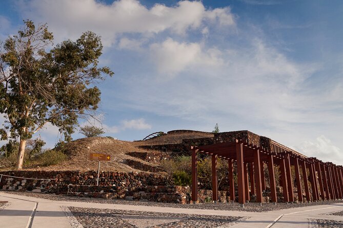 Akrotiri Guided Tour - Accessibility and Requirements