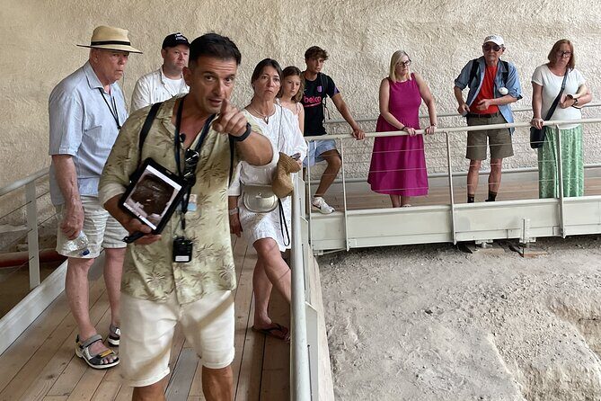 Akrotiri Private Guided Tour with an Archaeologist - Who Will Love This Tour?