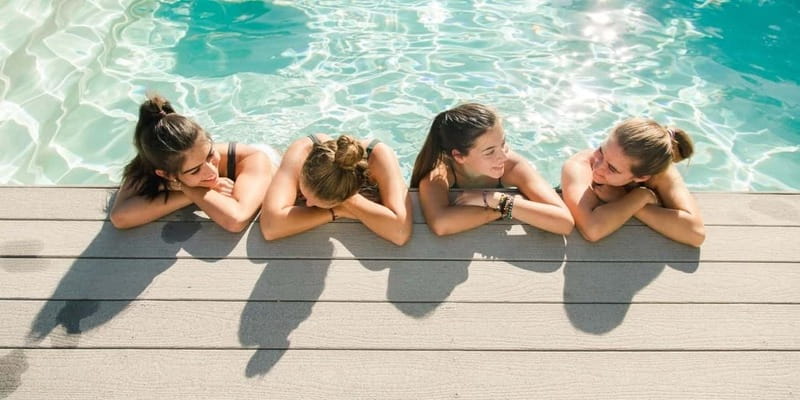 Akrotiri: Spa Break Pool Day Access for Friends - The Experience in Detail