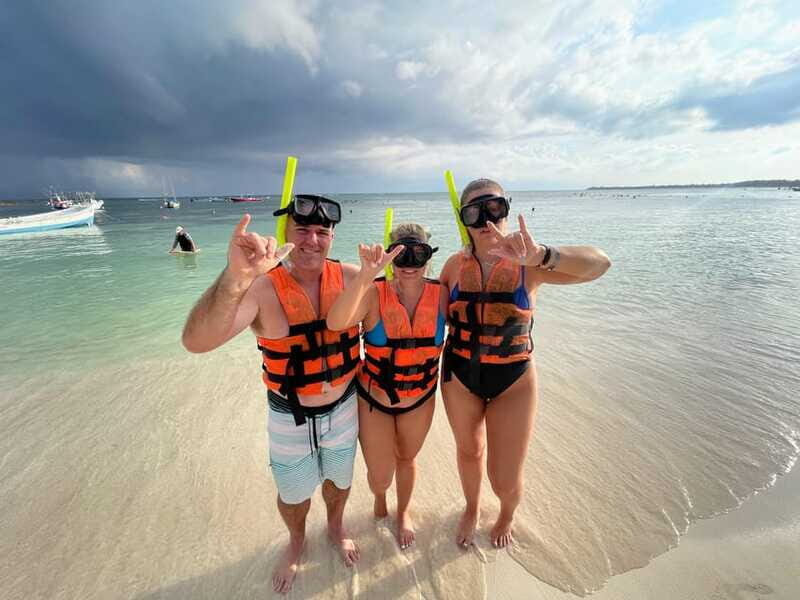Akumal Private Tour: Turtles, Coral Reef, Cenote, Beach, Lunch - FAQs
