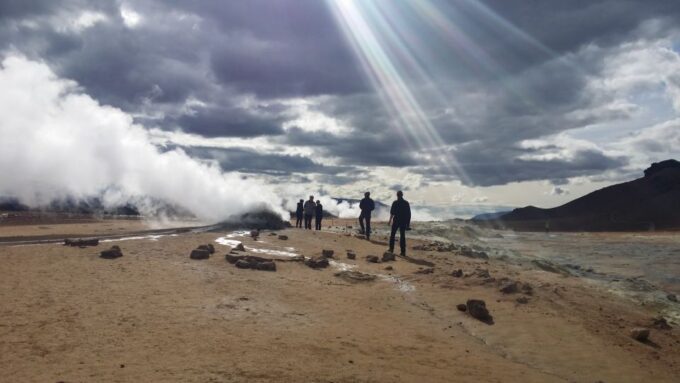 Akureyri: Day Trip to Goðafoss, Lake Mývatn & Nature Baths - Unique Features of Lake Mývatn