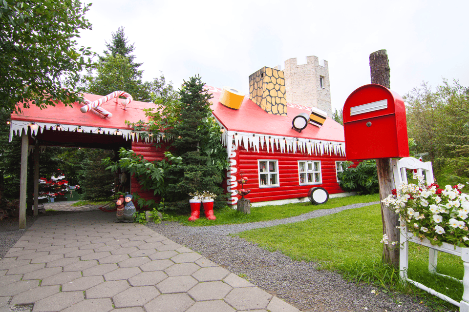 Akureyri: Goðafoss, Laufas & The Christmas House Combo Tour - Key Points