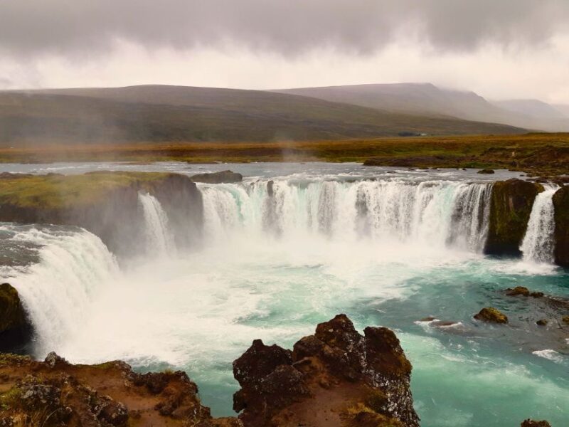 Akureyri: Goðafoss, Laufas & The Christmas House Tour - Historical Significance of Goðafoss