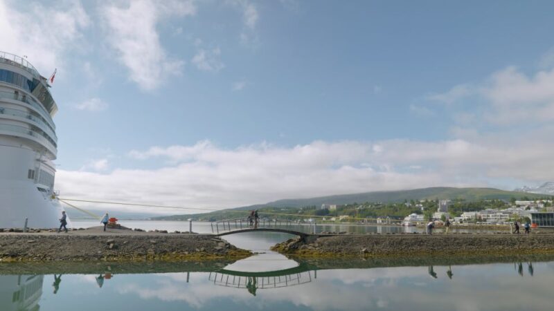 Akureyri: Lake Mývatn and Godafoss Waterfall Tour - Godafoss Waterfall
