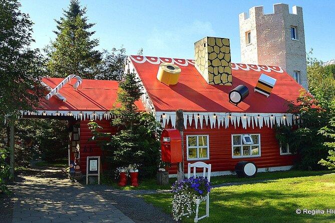 Akureyri Tour and Myvatn Nature Baths by VAN With PRO Photo - Admission Information