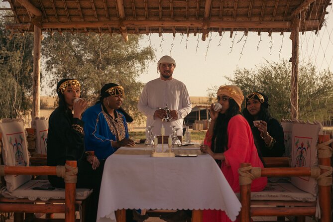 Al Marmoom Oasis Luxury Tent With Bedouin Dinner - Meeting and Pickup Details