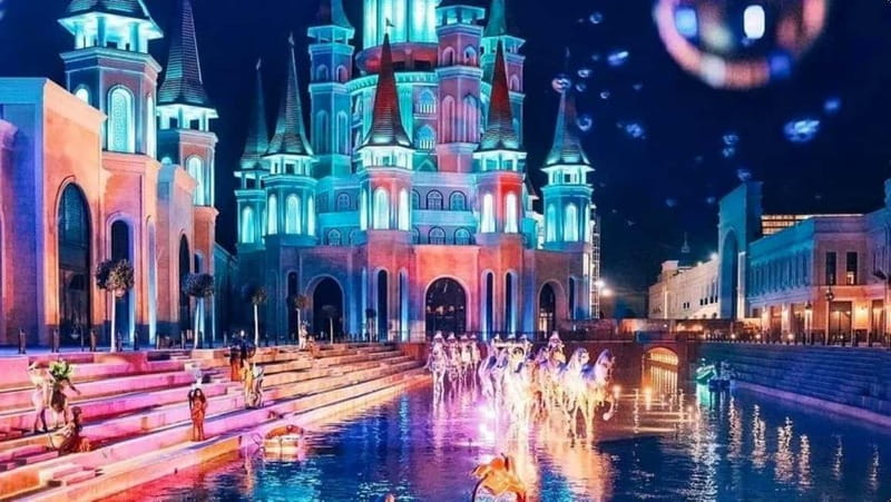Alanya/Antalya: Land of Legends Shopping Tour and Night Show - Key Points