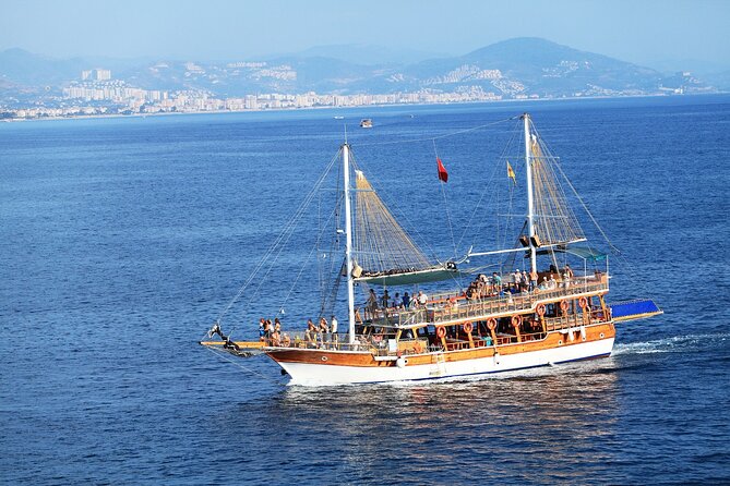 Alanya Coastal Relaxing Boat Trip With Lunch and Drinks - Customer Reviews and Ratings
