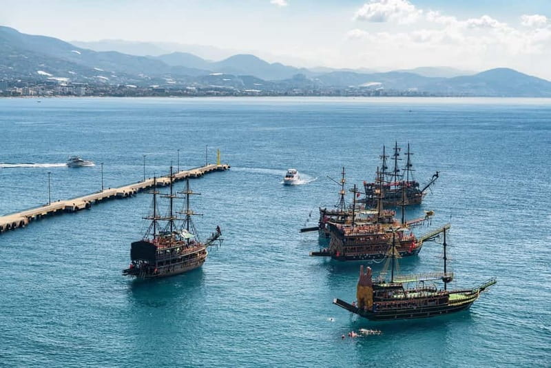 Alanya: Pirate Boat with Transfer, Lunch & Soft Drinks - Setting Sail in Alanya: What to Expect from the Pirate Boat Trip