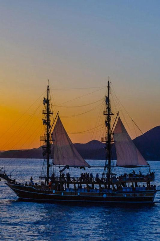 Alanya: Sunset And Party Boat With Soft Drinks And Dinner - Key Points