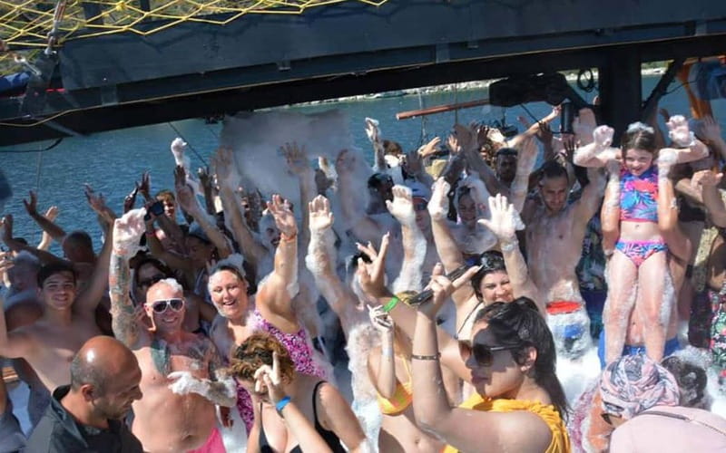 Alanya:Pirate Boat With Lunch, soft drink & Transfer options - FAQ