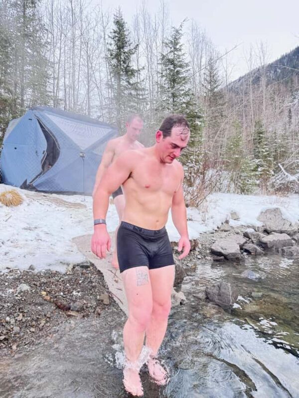 Alaska: Sauna and Cold Water Plunge Group Experience - Key Points