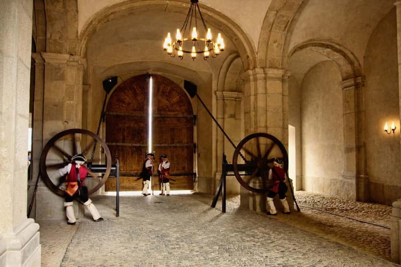 Alba Iulia: Carolina Citadel Guided Tour - The Tour Experience: Practicalities and Value