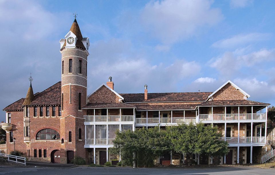 Albany Self-Guided Audio Tour - Key Points