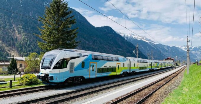 Albergline: a Romantic Railway Between Innsbruck & Bludenz - Amenities Onboard