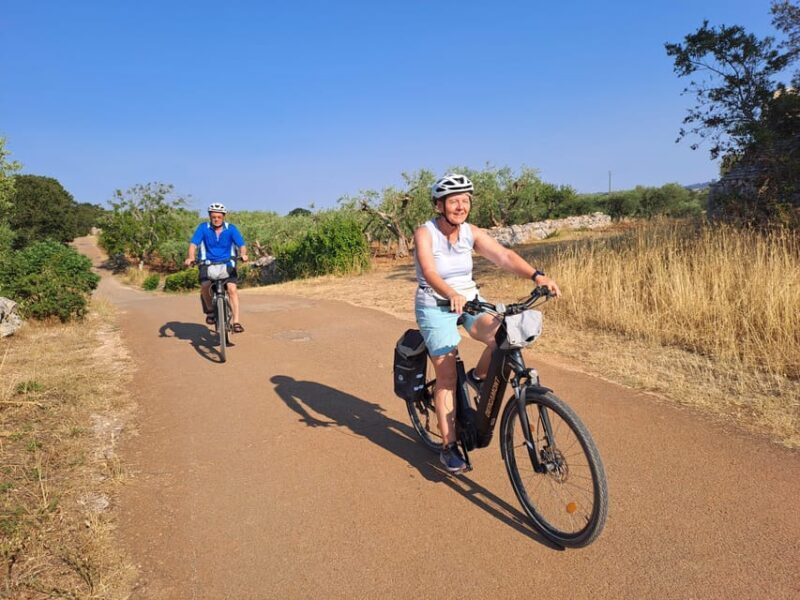Alberobello: e-bike tour and orecchiette cooking class - Mastering the Art of Orecchiette Pasta