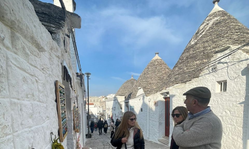 Alberobello: Walking Tour With Food Tasting and Aperitif - Booking Your Walking Tour