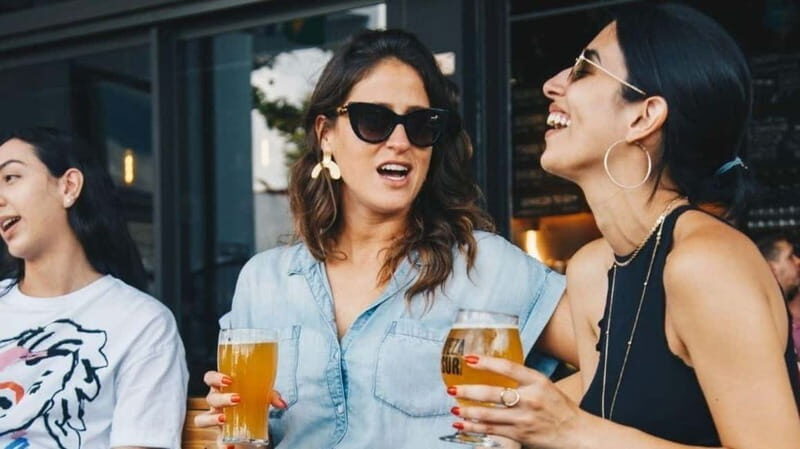 Albufeira: 5 Bars and 1 Nightclub Pub Crawl with Free Shots - Exploring Albufeira’s Nightlife: What to Expect
