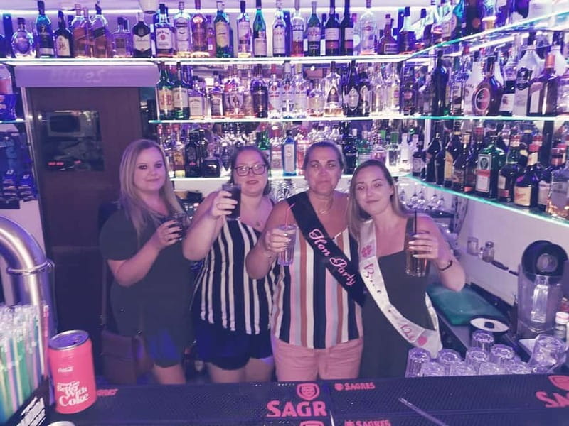 Albufeira: Cocktail Making Class and Karaoke Party with DJ - FAQ