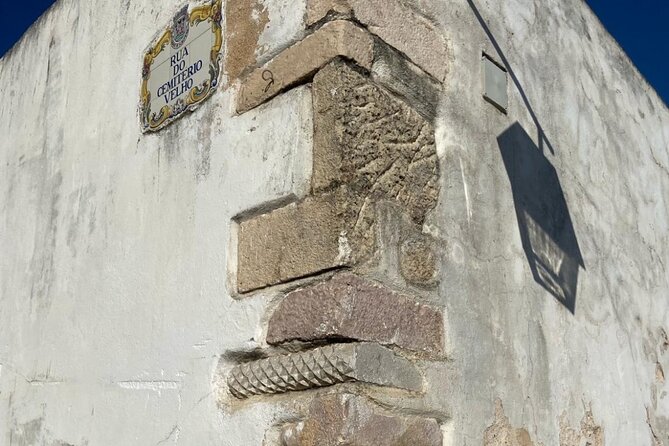 Albufeira History Walking Tour With Wine and Tapas - Meeting and Pickup Details