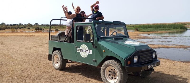 Albufeira: Jeep SunSet Tour & glass of wine - Authenticity and Local Flavor