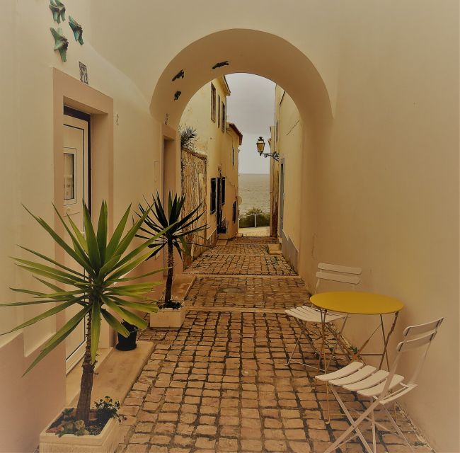 Albufeira Old Town: In-App Adventure Hunt - Customer Ratings and Feedback