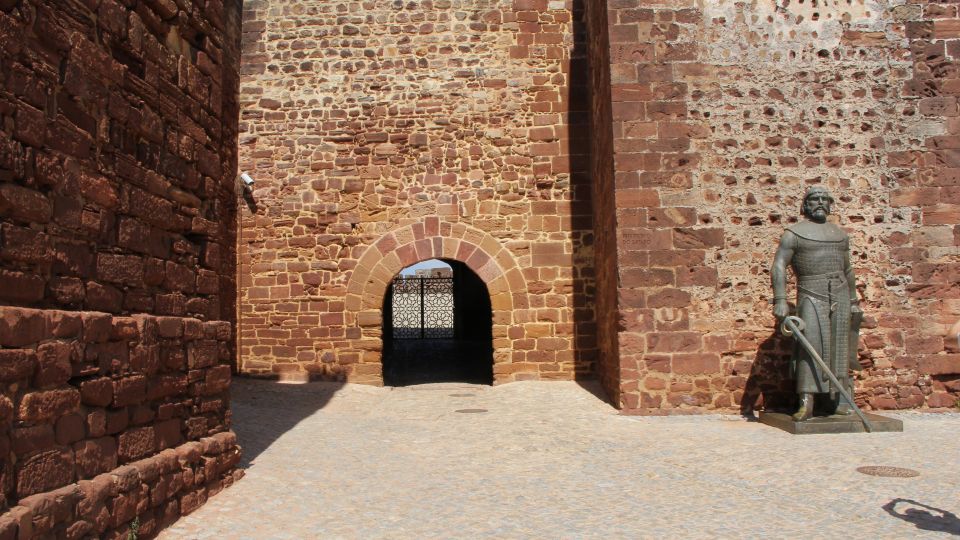 Albufeira: Silves Castle and Old Town With Chapel of Bones - Frequently Asked Questions