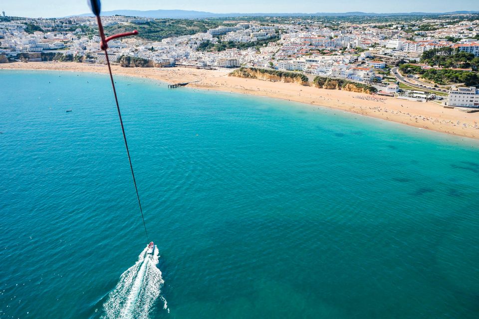 Albufeira: Single, Double or Triple Parasailing Tour - Meeting Point