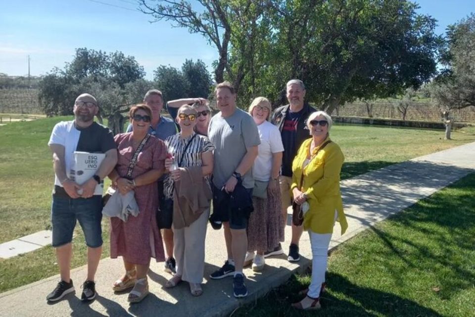 Albufeira: Winery Tour With Wine Tasting and Tapas - Savoring Portuguese Delights