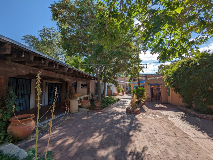 Albuquerque Scavenger Hunt Walking Tour and Game - Requirements